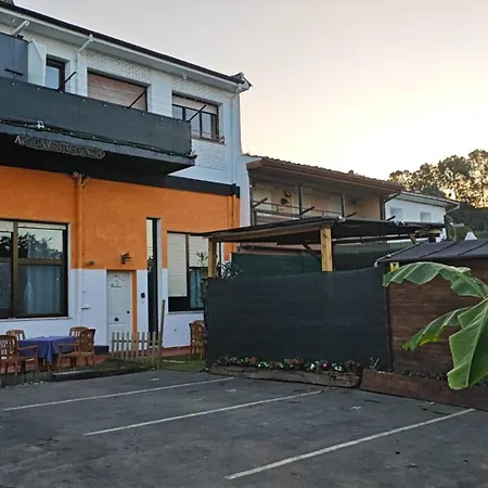 Acogedor アパート